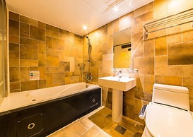 Belita N Goodtime Drive-in Motel