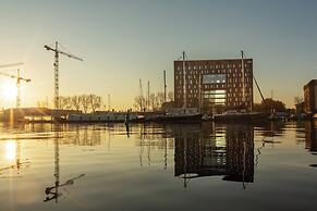 Holiday Inn - the niu, Fender Amsterdam by IHG