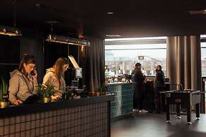 Holiday Inn - the niu, Fender Amsterdam by IHG