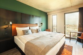 Holiday Inn - the niu, Fender Amsterdam by IHG