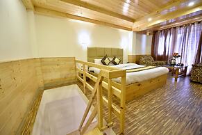 Ride At Hill-Nihal Hotel & Cottage