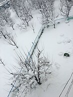 Ride At Hill-Nihal Hotel & Cottage