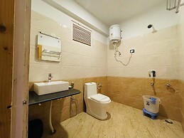 Ride At Hill-Nihal Hotel & Cottage