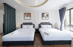 N Queen Apartment Hotel