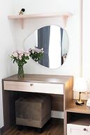 N Queen Apartment Hotel