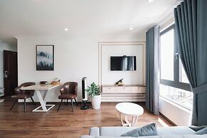 N Queen Apartment Hotel