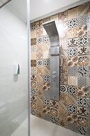 N Queen Apartment Hotel