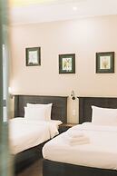 N Queen Apartment Hotel