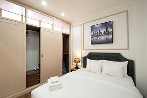 N Queen Apartment Hotel