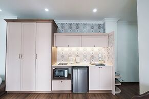 N Queen Apartment Hotel