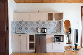 N Queen Apartment Hotel