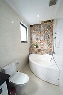 N Queen Apartment Hotel