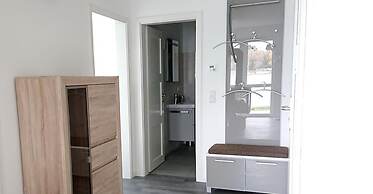 Kuhnle-Tours Hafendorf Müritz Apartments