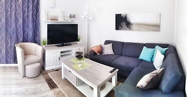 Kuhnle-Tours Hafendorf Müritz Apartments
