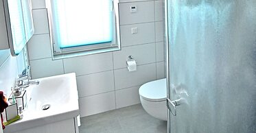Kuhnle-Tours Hafendorf Müritz Apartments