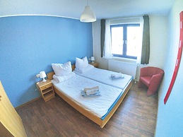 Kuhnle-Tours Hafendorf Müritz Apartments