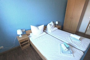 Kuhnle-Tours Hafendorf Müritz Apartments