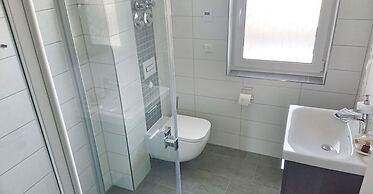 Kuhnle-Tours Hafendorf Müritz Apartments