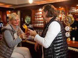 Kuhnle-Tours Hafendorf Müritz Apartments