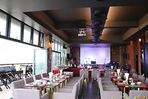 CHECK inn Phnom Penh BKK 1