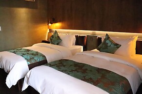 CHECK inn Phnom Penh BKK 1