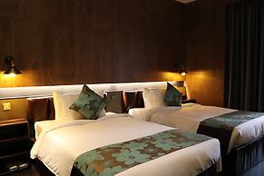 CHECK inn Phnom Penh BKK 1