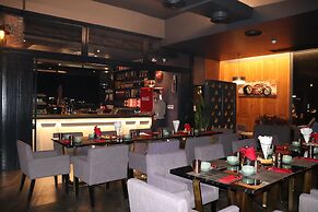 CHECK inn Phnom Penh BKK 1