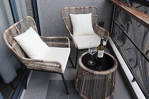 CHECK inn Phnom Penh BKK 1