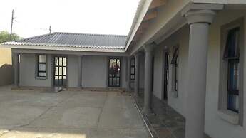 Joy Guesthouse-Seapoint - Adults Only