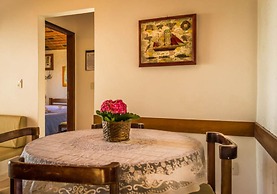 Village Paraiso Hotel