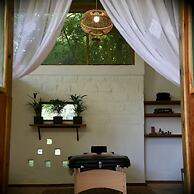 Turtle Cove Lodge and Yoga Shala