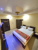 Goroomgo Gouri Palace Puri