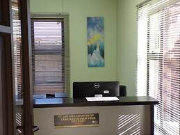 Joy Guesthouse Mabote