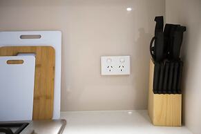 City Living At Best Location In Melbourne