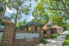 Designed Home Of Ultimate Convenience In Gordon