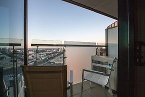 Sweet Apartment At Centro Melbourne