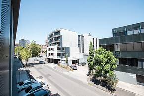 Stunning Bright Apartment At Hawthron/Glenferrie Station