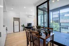 Stunning Bright Apartment At Hawthron/Glenferrie Station