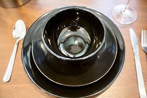 Stunning Bright Apartment At Hawthron/Glenferrie Station