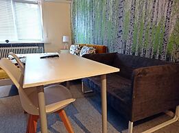 City Apartment S & W