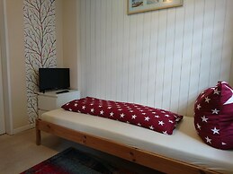 City Apartment S & W
