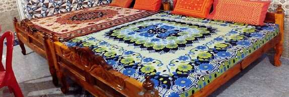 Goroomgo Pranab Sadan Puri