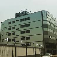 Village Plaza Hotel
