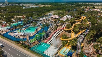 La Quinta Inn & Suites by Wyndham Miramar Beach-Destin