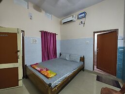 Goroomgo Star Lodge Puri