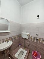 Goroomgo Star Lodge Puri