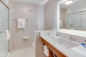 Holiday Inn Express & Suites Union City by IHG
