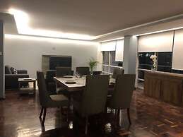 Masaryk Spacious & Modern apt w-Terrace