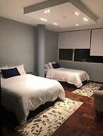 Masaryk Spacious & Modern apt w-Terrace