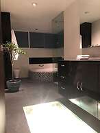 Masaryk Spacious & Modern apt w-Terrace